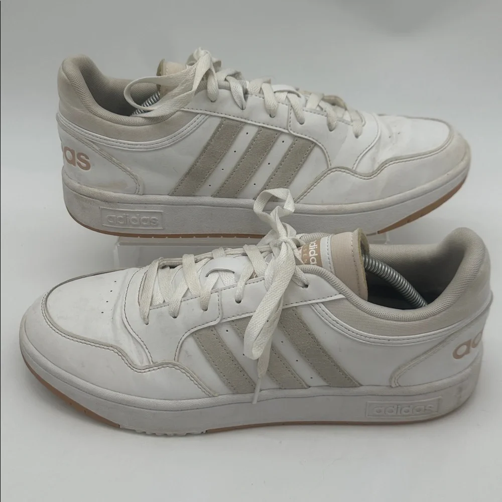 adidas HOOPS 3.0 BASKETBALL LOW Footwear White Metal-Gray Mens Size 11.0